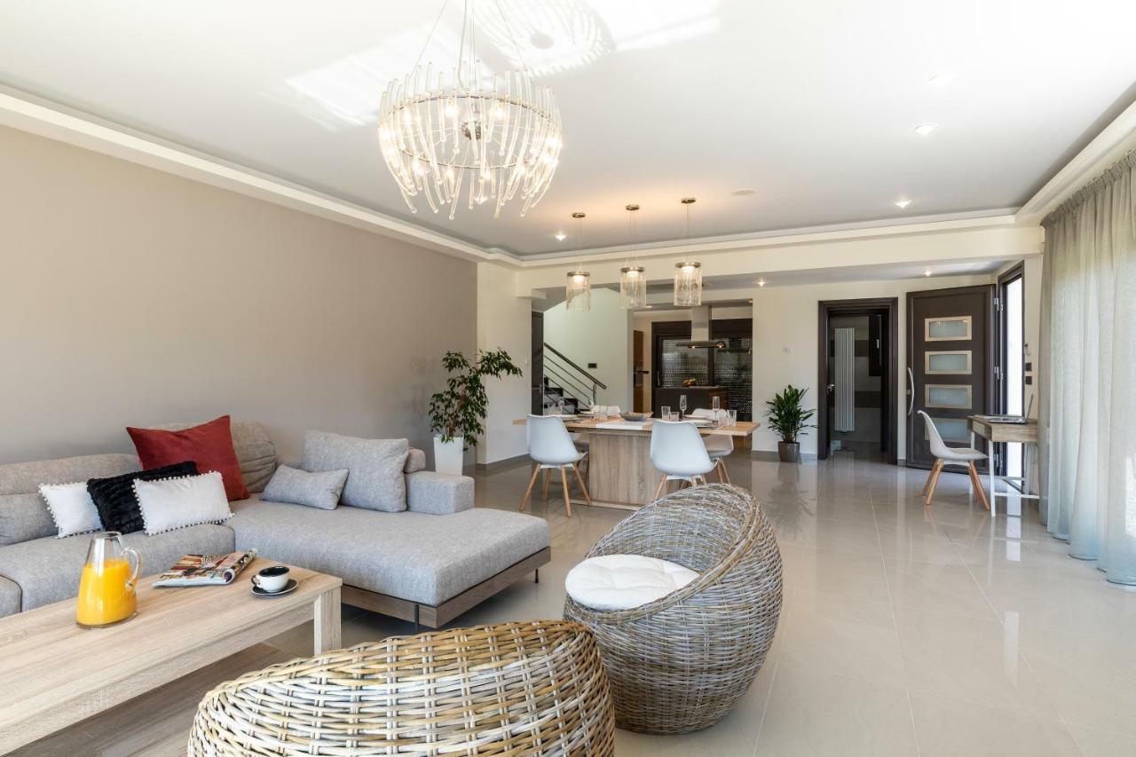 La Luna Villa Tsairi Екстериор снимка