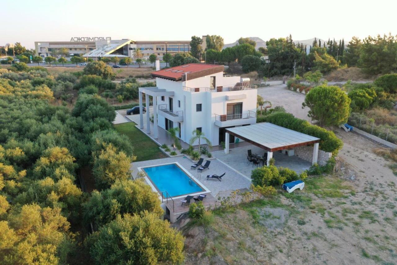 La Luna Villa Tsairi Екстериор снимка